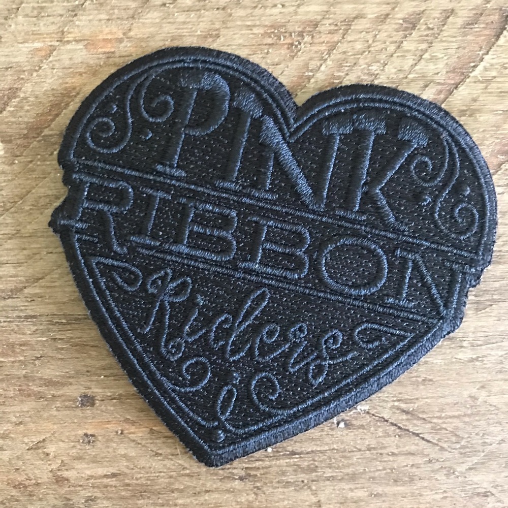 Heart iron on patch - Picture 3 of 8